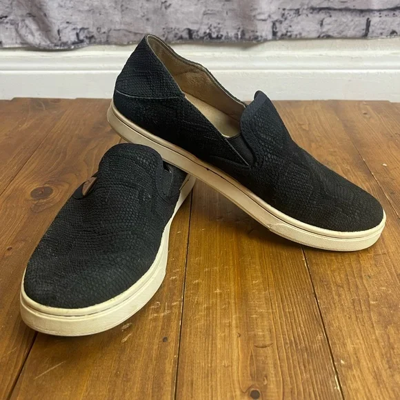 OluKai Shoes Olukai Pehuea Leather Shoes Womens Size Black